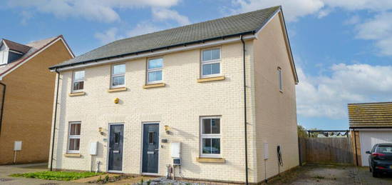 3 bedroom semi-detached house for sale