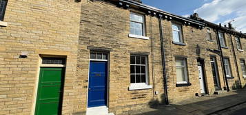 1 bed terraced house for sale