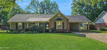 6088 Chickasaw Dr, Olive Branch, MS 38654