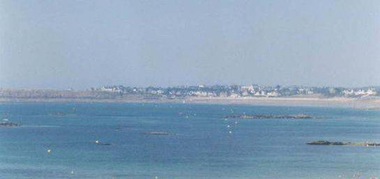 Deux pièces vue mer dans hôtel d'armateur