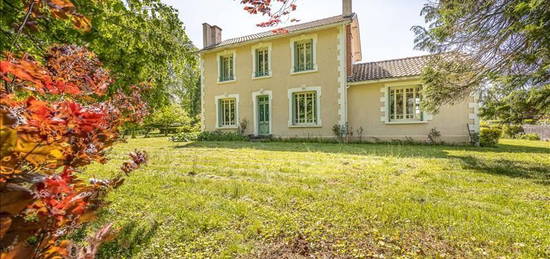 Maison  à vendre, 10 pièces, 5 chambres, 209 m²