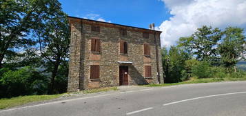 Casa indipendente in vendita in via Guglielmo Marconi s.n.c