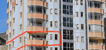 AKÇABAĞLAR SİTESİ ÖN CEPHE GENİŞ VE FERAH DAİRE