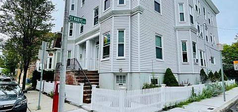 90 Inman St UNIT 1, Cambridge, MA 02139