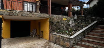 Casa o chalet independiente en venta en calle Adolfo Duperier, 2