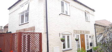 2 bed mews to rent