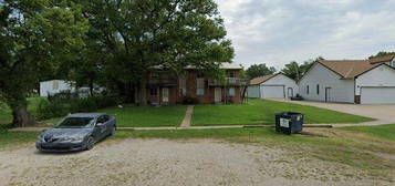 612 S Forrest St, Douglass, KS 67039