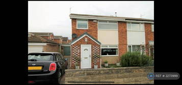 3 bedroom semi-detached house