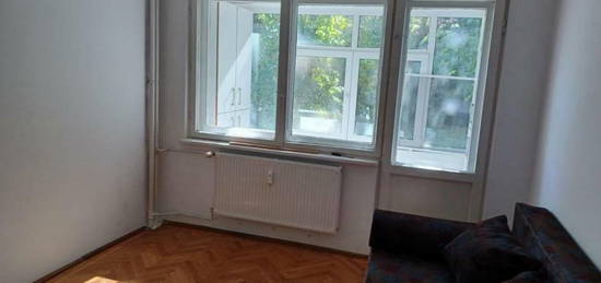 APARTAMENT 3 CAMERE DECOMANDAT ETAJ 1 - DIMITRIE CANTEMIR