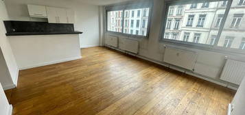 Appartement  à vendre, 3 pièces, 2 chambres, 65 m²