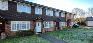 Property to rent in Christie Close, Lightwater GU18