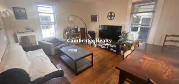 545 Broadway Unit 1T, Medford, MA 02155