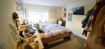 6 bed shared accommodation to rent