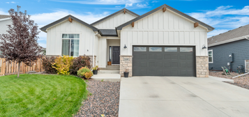 5048 Long Dr, Timnath, CO 80547