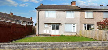 3 bedroom semi-detached house to rent