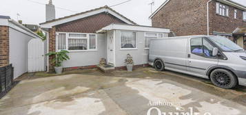 2 bed detached bungalow for sale