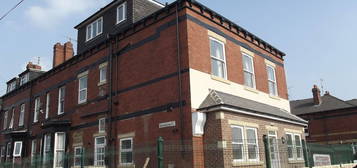 2 bed flat to rent