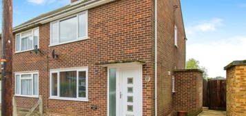 2 bedroom semi-detached house for sale