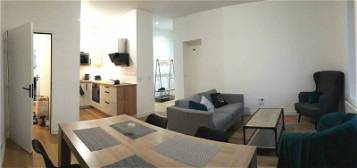 Appartement meublé  à louer, 4 pièces, 3 chambres, 76 m²
