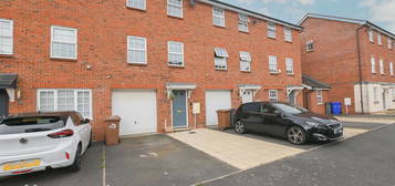 3 bed town house for sale