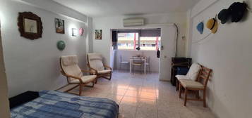 Estudio en venta en Avenida Antonio Toré Toré, Poniente - Faro