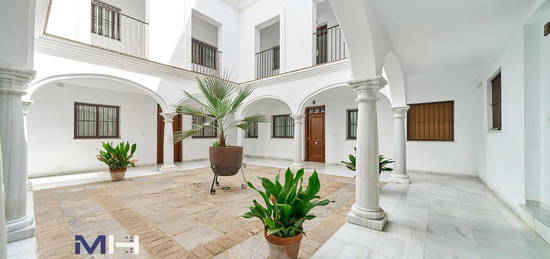 Piso en venta en Calle Bolsa, Centro - Calzada - Cabo Noval