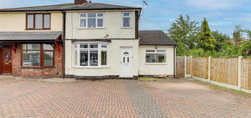 2 bedroom semi-detached house for sale