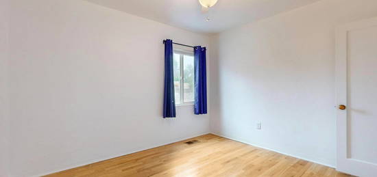 221 Washington St NE, Albuquerque, NM 87108