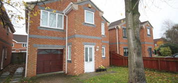 4 bed detached house for sale