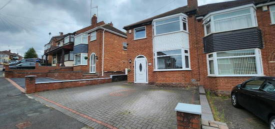 3 bedroom semi-detached house