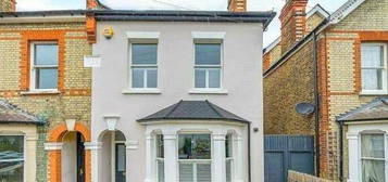 4 bedroom semi-detached house for sale