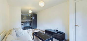 Flat to rent in Corbins Lane, South Harrow, Harrow HA2