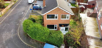 3 bed detached house for sale