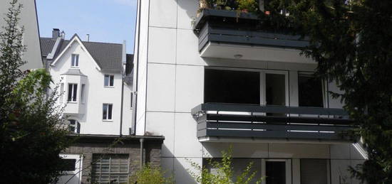 Ruhige helle 2,5 Zimmerwohnung in Düsseldorf Gerresheim