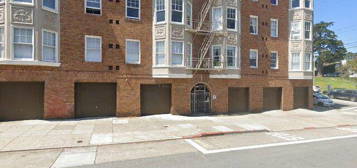 405 33rd Ave, San Francisco, CA 94121