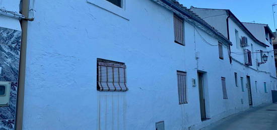 Chalet adosado en venta en calle Coso, 33