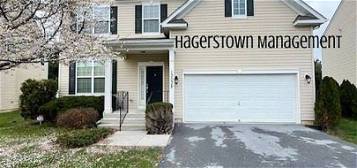 13038 Nittany Lion Cir, Hagerstown, MD 21740