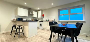 2 bed flat to rent