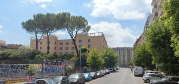 PONTE LUNGO - bilocale con BALCONE