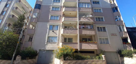 Muhittin Mahallesinde Kapalı Otoparklı Satılık 3+1 160 m2 Daire