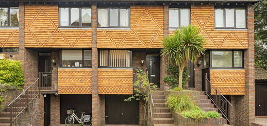 Property to rent in Mallard Place, Twickenham TW1