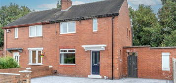 2 bedroom semi-detached house for sale