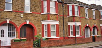 3 bedroom terraced house