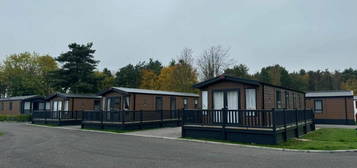 2 bedroom lodge for sale