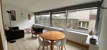 DOMFRONT - APPARTEMENT T2 COEUR DE VILLE !