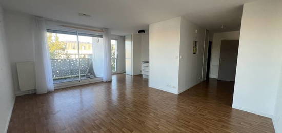 A LOUER PAR BLOT CHANTEPIE - APPARTEMENT 3 PIECES - 64,27m²