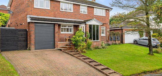 4 bed detached house for sale