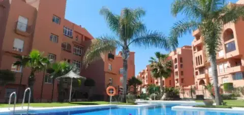 Apartamento en Urbanizaci&#xF3;n Puerto Duquesa