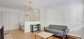 Studio meublé  à louer, 1 pièce, 36 m², Étage 0/0