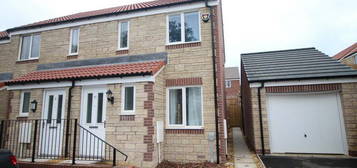 2 bedroom end of terrace house